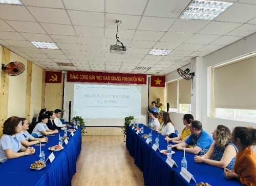 Chào Đón Đoàn Chuyên Gia Montessori Châu Âu – Hành Trình Kết Nối Và Chia Sẻ Giá Trị Giáo Dục Montessori Chào Đón Đoàn Chuyên Gia Montessori Châu Âu – Hành Trình Kết Nối Và Chia Sẻ Giá Trị Giáo Dục Montessori